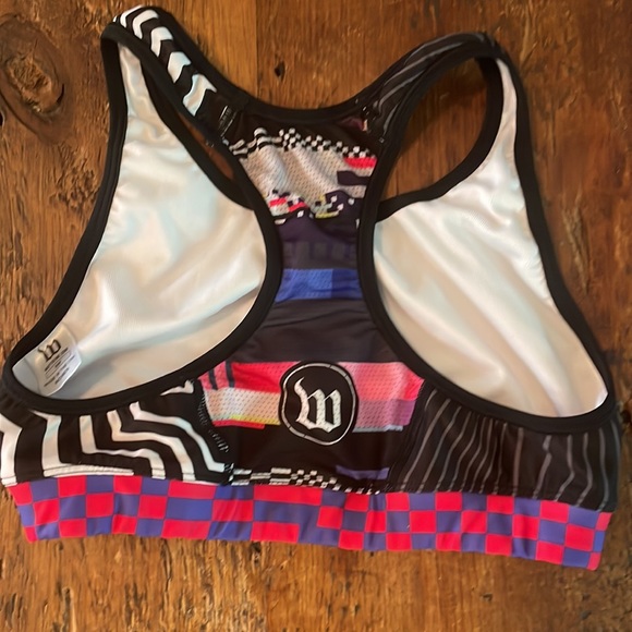 Wattie ink Sporta bra - Picture 2 of 4